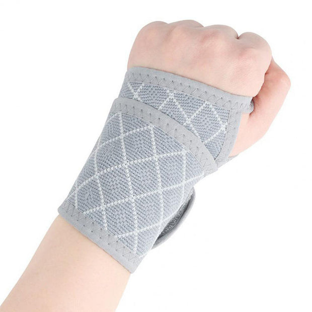 Wrist Brace Carpal Tunnel For Men And Women Fit, Lightweight Adjustable Wrist Support Brace For Tendinitis, Sprains Arthritis, Pain Relief, Compression Wrist Wrap For Sports, Workout And Daily Use